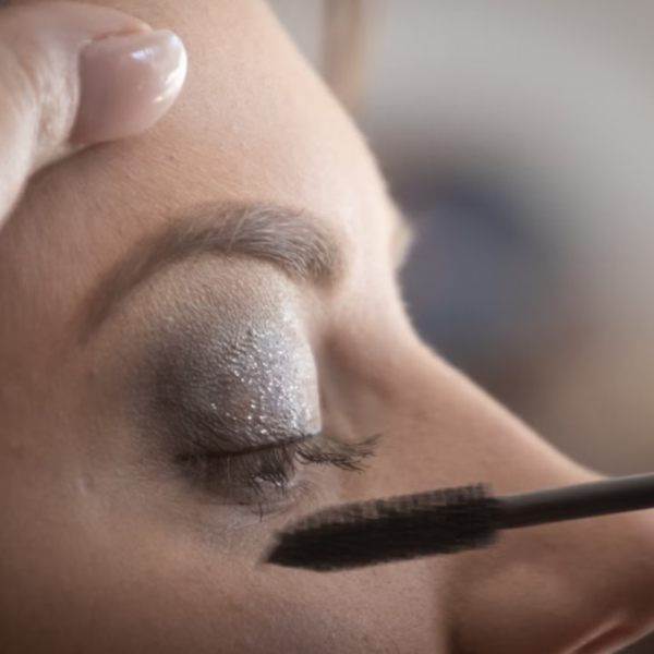 European Mobile In-Home Exquisite Eye and Eyelash Enhancement Service